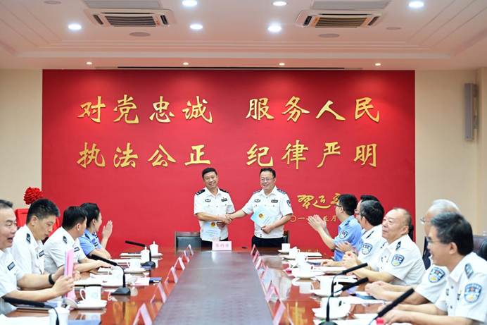 adb9e978b9be2f6636fa46cd5cb5432